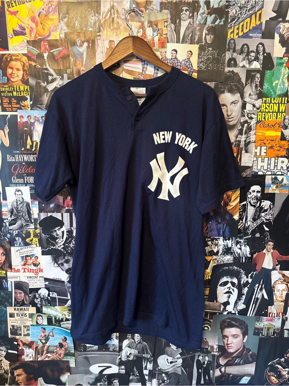 Majestic Navy New York Yankees Short-Sleeve Henley Tee